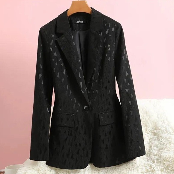 SHEIN Jackets & Blazers - Shein Women’s Black Geometric Print Blazer Size Large